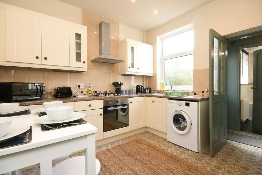 Cottage Style 3 Bedroom House - Close To City Centre & The Peaks Chesterfield Zewnętrze zdjęcie