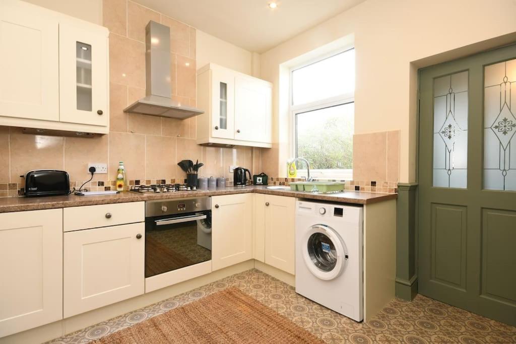 Cottage Style 3 Bedroom House - Close To City Centre & The Peaks Chesterfield Zewnętrze zdjęcie