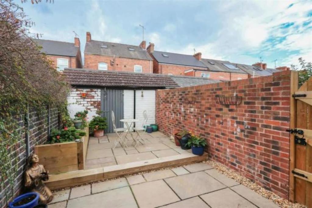 Cottage Style 3 Bedroom House - Close To City Centre & The Peaks Chesterfield Zewnętrze zdjęcie